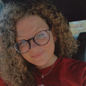 Meet your Posher, Skyeler